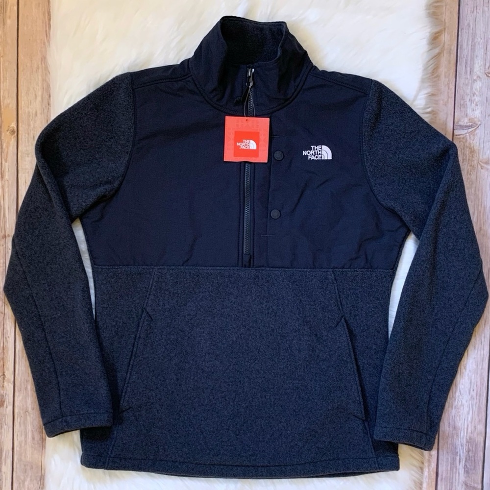 The North Face Women’s 200 Tundra Fleece Pullover - Picture 2 of 5
